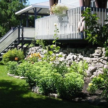 Gite Maison Parc Delormier Trois-Rivières エクステリア 写真