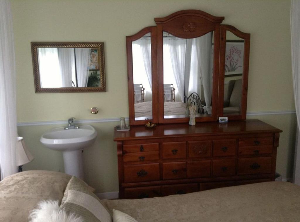 Gite Maison Parc Delormier Trois-Rivières 部屋 写真
